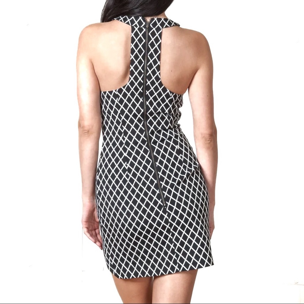 NWT Stylestalker Contrasting Black & White Chronicle Fold Grid Racerback Dress